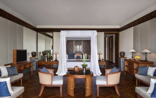 One Bedroom Club Suite